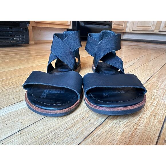EUC Sorel Gladiator Sandals – Black Leather & Elastic Straps Size 8 - Picture 3 of 6